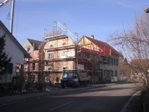 Mehrfamilienhaus whrend des Umbaus, Hauptstrasse in Mhlin