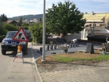 Sickerverbundsteine Antrazit verlegen Parkplatz fr EFH in Mhlin.